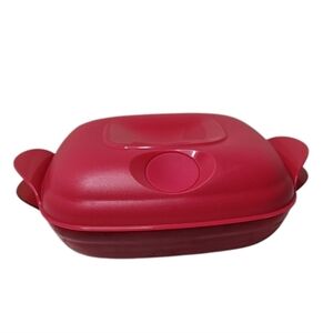 Tupperware Vent ‘N Serve 475ml Red Square Microwave Dish with Vented Lid